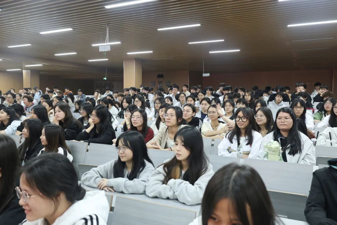 1739862615335021.jpg 1739862615335021.jpg