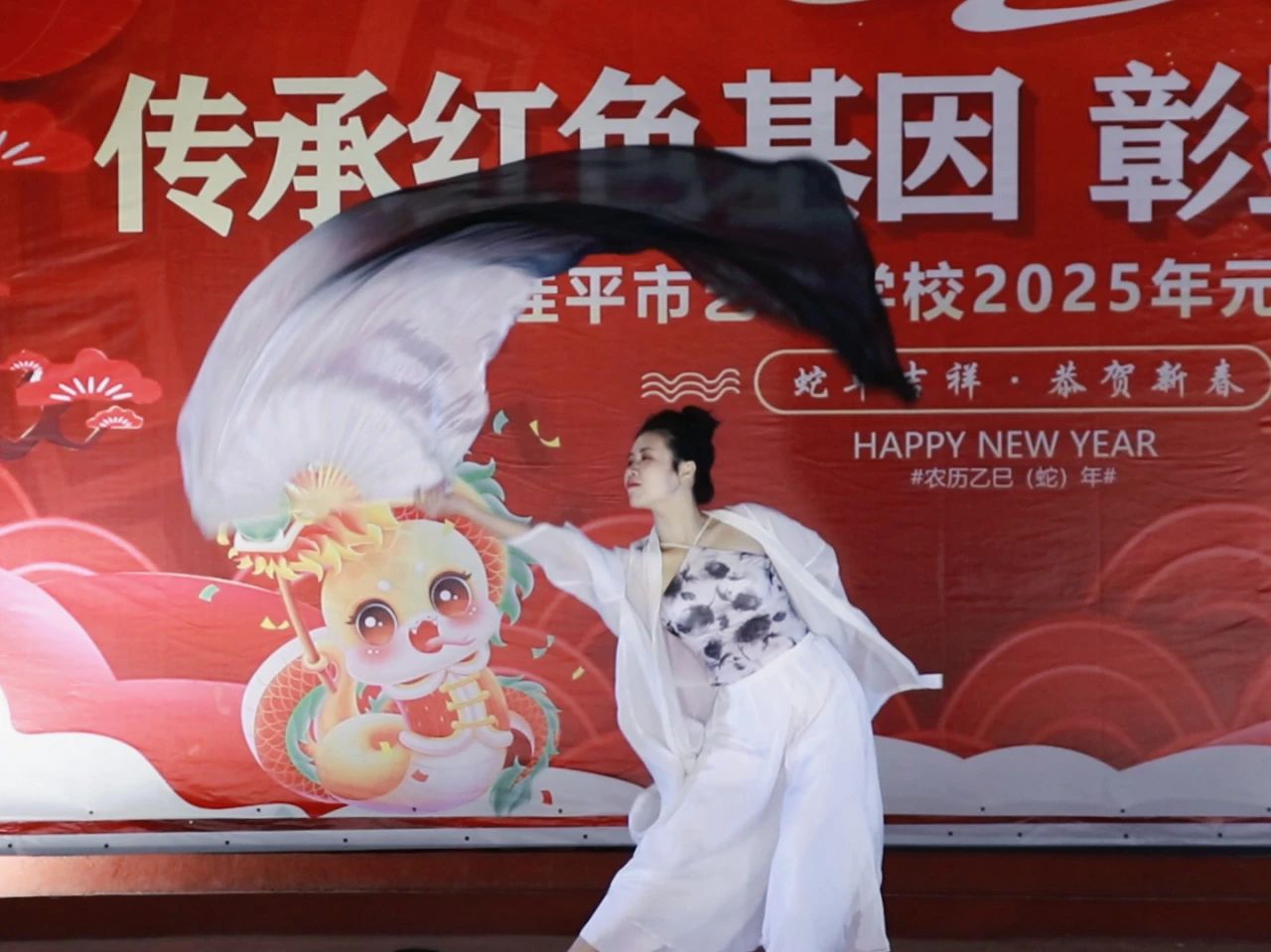 1740705451824883.jpg fb4bd87ce7526ea21e8df33d64333178.jpg