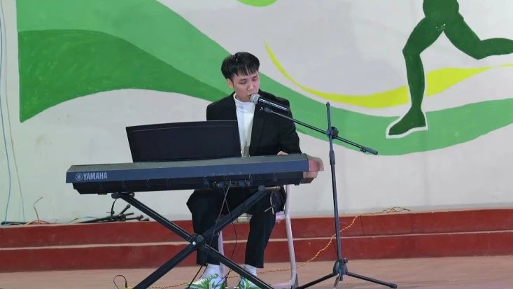 1740964436606919.jpg 239b463081b13466023861c3ed90054a.jpg